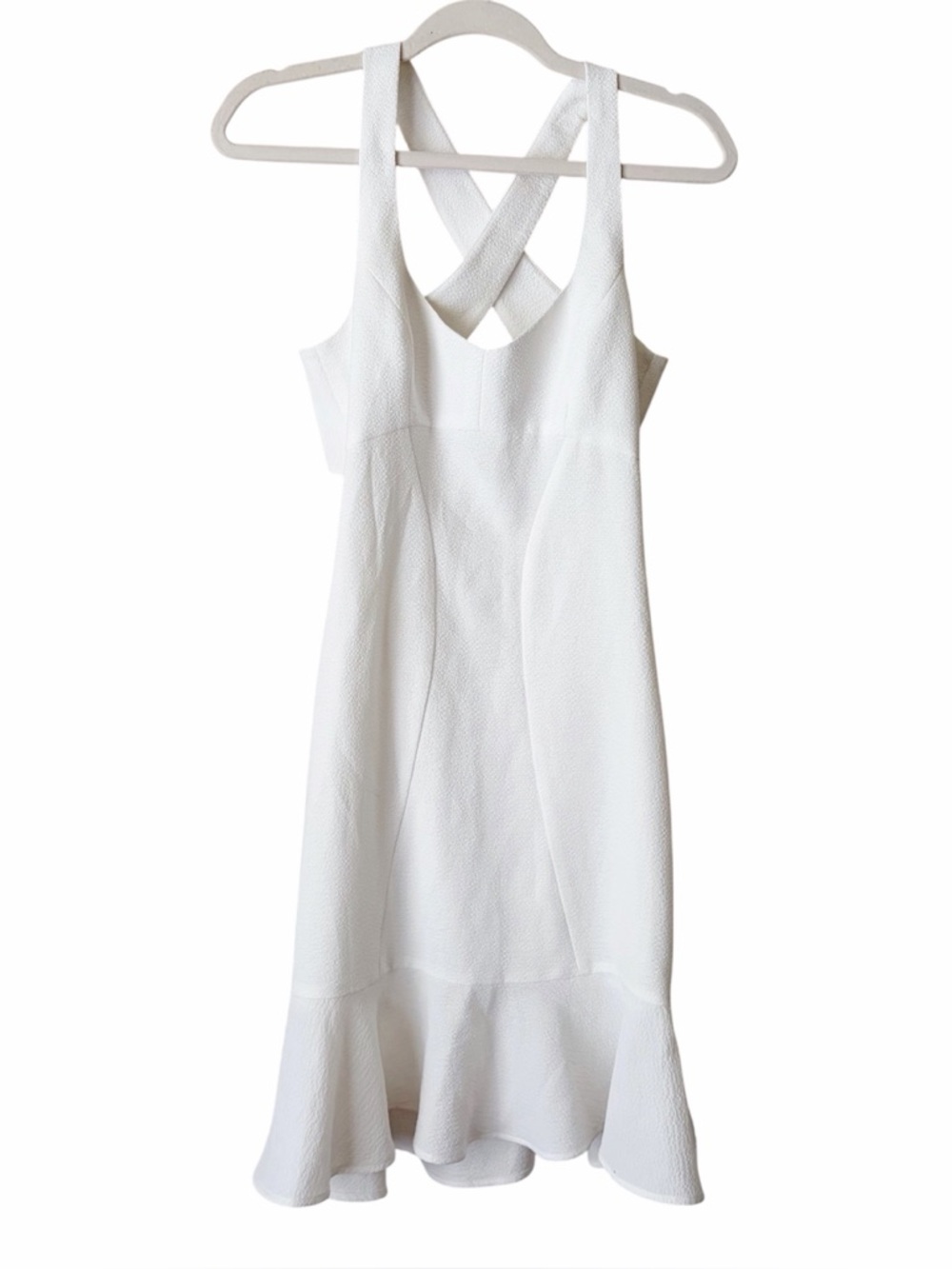 Black Halo | Textured Sheath Dress Criss Cross Back Flounce Hem Ivory Size 4